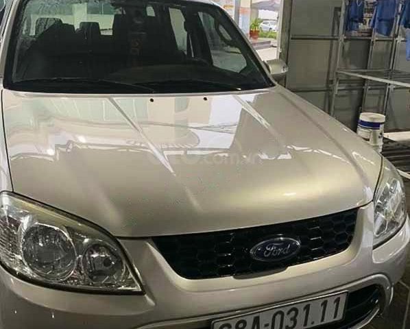 Bán Ford Escape XLS đời 2011, màu bạc còn mới, giá chỉ 330 triệu0