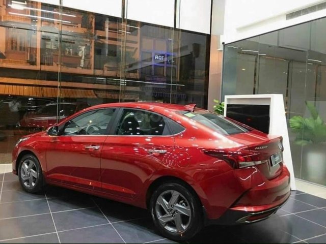 Bán ô tô Hyundai Accent đời 2021, màu đỏ0