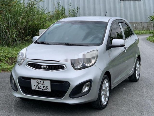 Xe Kia Picanto sản xuất 2013, màu bạc, giá tốt0