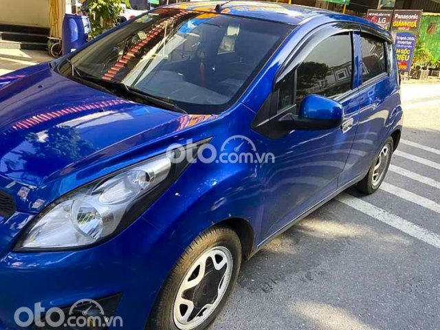 Cần bán Chevrolet Spark LT sản xuất 2015, màu xanh lam  