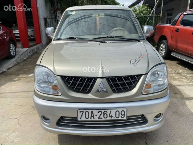 Cần bán xe Mitsubishi Jolie sx 2004