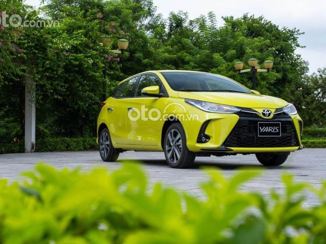 Bán Toyota Yaris đời 2021, màu vàng, 668tr, giao xe ngay0