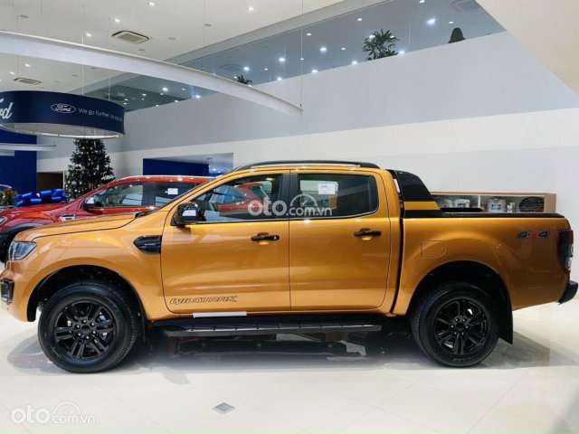 Bán ô tô Ford Ranger 4x4 AT Wildtrak sản xuất năm 2021 - full option - giảm giá chào hè cực hot0