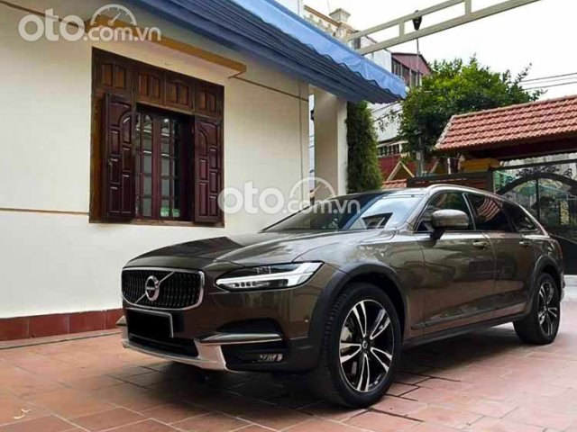 Bán Volvo V90 sản xuất 2018, nhập khẩu còn mới0