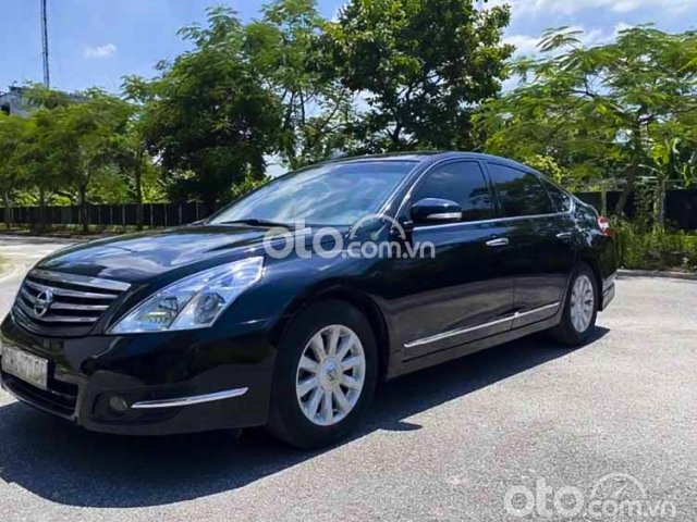 Bán xe Nissan Teana năm 2010, màu đen, xe nhập còn mới0