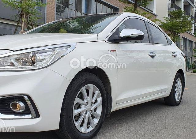 Xe Hyundai Accent đời 2018, màu trắng0