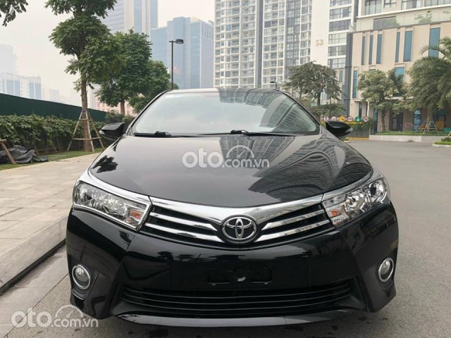 Bán Toyota Corolla Altis đời 2016, màu đen0