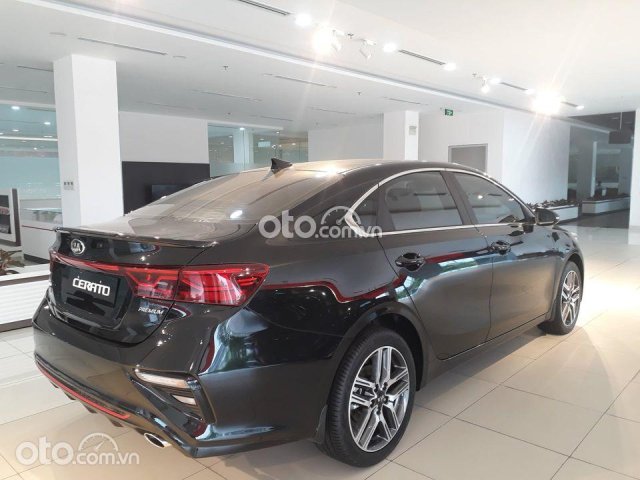 Bán Kia Cerato đời 2021, màu xám, 497tr0