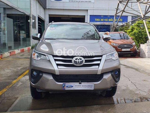 Cần bán xe Toyota Fortuner đời 2019, màu nâu số sàn