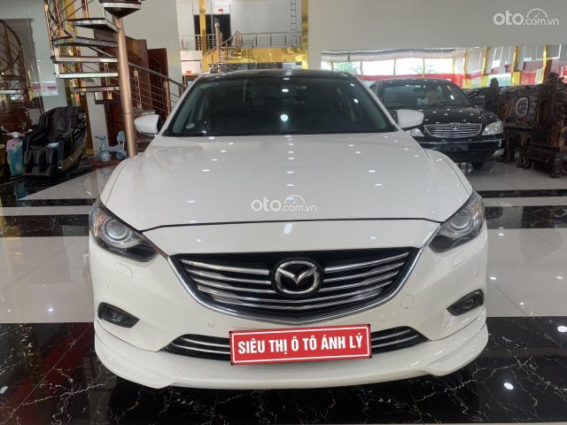 Xe Mazda 6 2.0 AT, năm sản xuất 20140