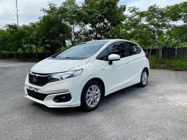 Bán Honda Jazz 1.5AT sản xuất 2018, màu trắng0