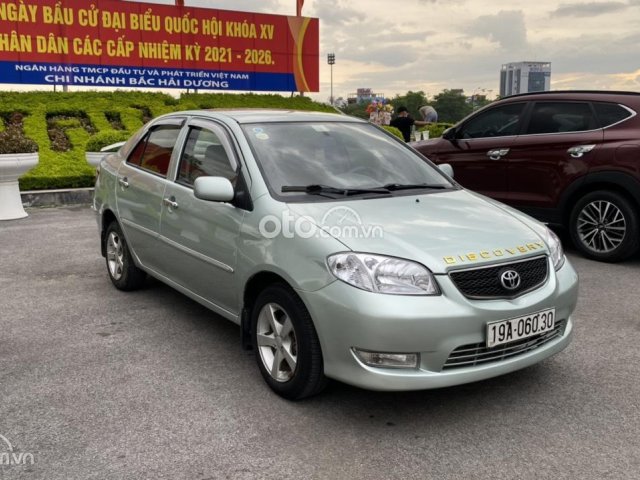 Bán xe Toyota Vios 2005 form 2007, chính chủ đi còn siêu mới, zin căng bóng0