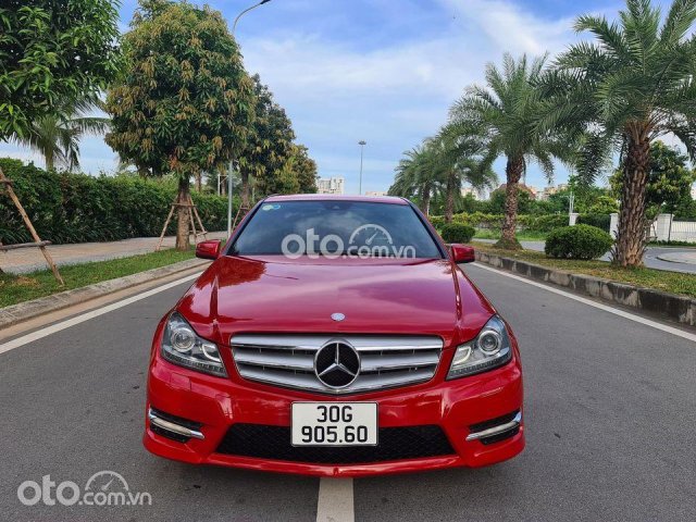 Bán lại chiếc Mercedes C300 AMG sx 2012, xe chính chủ0