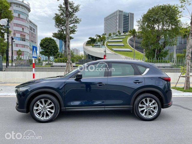 Bán Mazda CX 5 màu xanh Cavansai, sx 20200