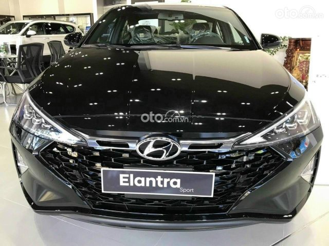 Xe Hyundai Elantra 1.6 AT 2021 - 734tr, ưu đãi tiền mặt+ phụ kiện chính hãng0