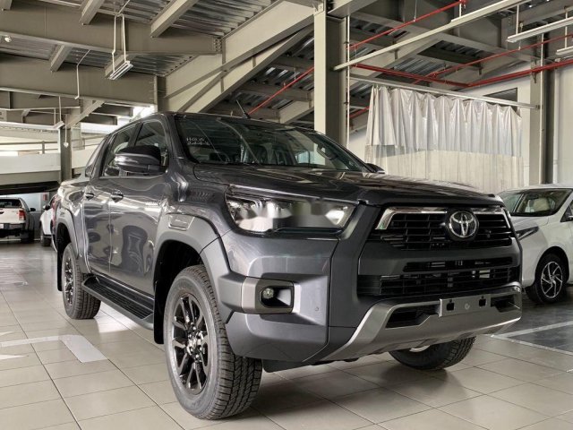 Bán ô tô Toyota Hilux đời 2021, màu xám, xe nhập giá cạnh tranh