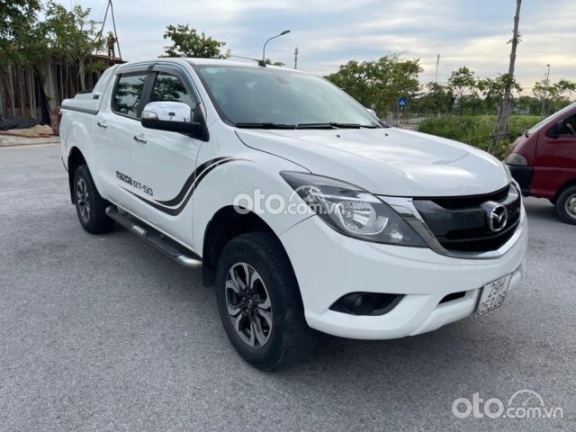 Cần bán xe Mazda BT 50 đời 2017 số tự động