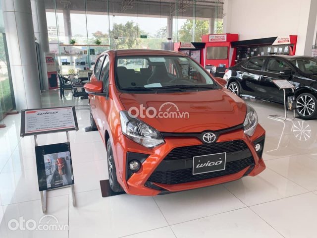 Cần bán lại xe Toyota Wigo đời 2021, màu cam0