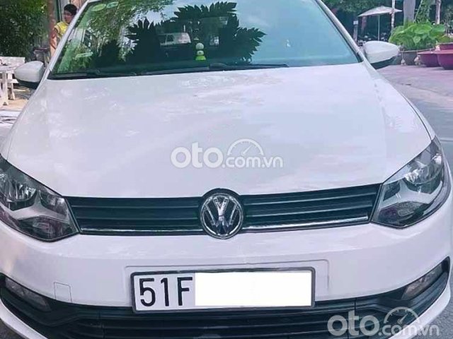 Bán Volkswagen Polo sản xuất 2017, màu trắng, nhập khẩu còn mới giá cạnh tranh0