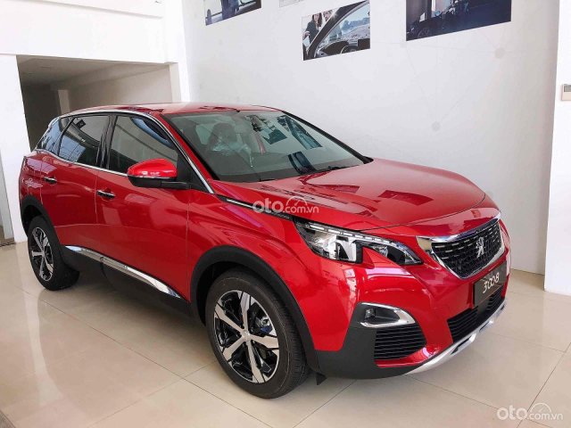 Cần bán xe Peugeot 3008 2021, màu đỏ, xe nhập0