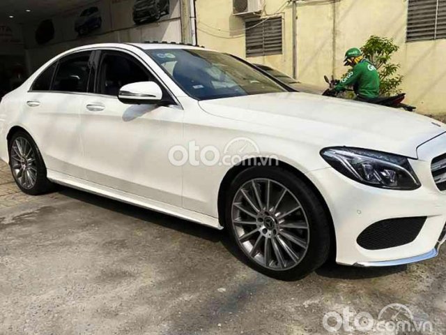 Mercedes Benz C class C300 AMG sx 2017 cần bán0