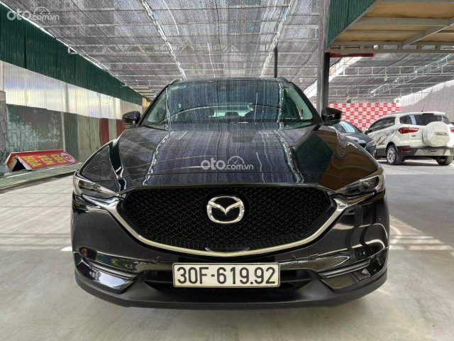 Cần bán Mazda CX 5 2.5 AWD đời 2018, màu đen giá cạnh tranh0