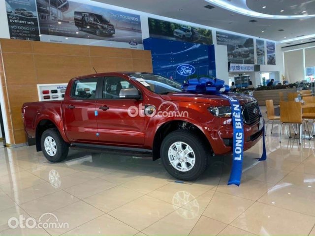 Cần bán xe Ford Ranger XL 4x4 MT sản xuất 2021, màu đỏ, 616 triệu