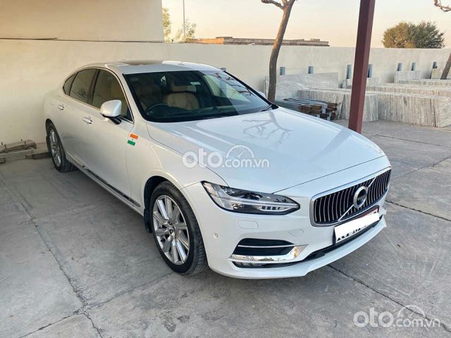 Cần bán lại xe Volvo S90 đời 2018, màu trắng, nhập khẩu0