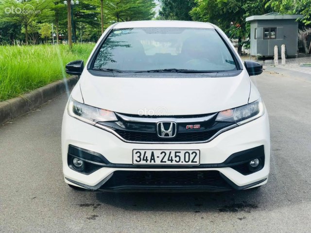 Cần bán giá ưu đãi chiếc Honda Jazz 1.5 sx 20180