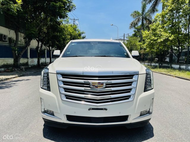 Bán Cadillac Escalade Platinum 6.2 máy xăng sản xuất cuối 2015 model 2016 (Form mới )