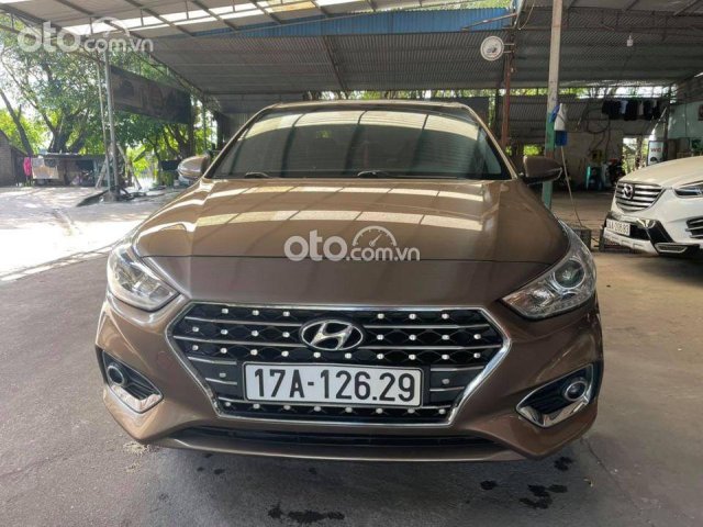 Xe Hyundai Accent MT sx 2018 đời 2019, màu nâu như mới giá 405tr