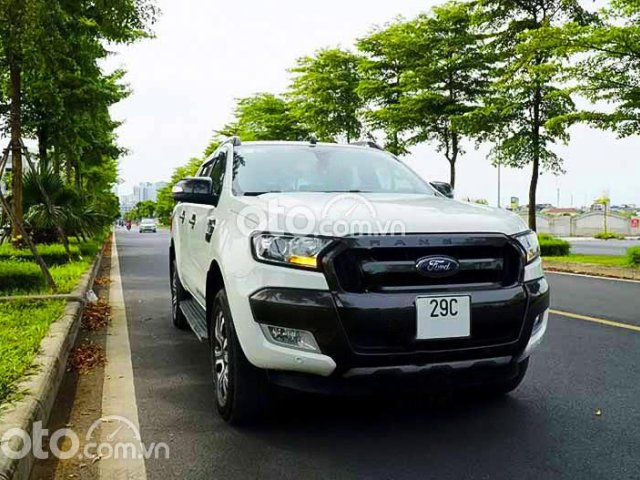 Bán Ford Ranger Wildtrak 3.2L 4x4 AT năm sản xuất 2016, màu trắng 