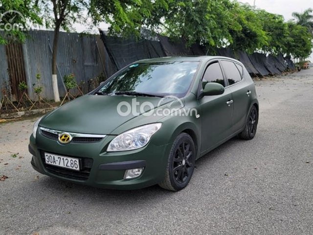 Cần bán xe Hyundai i30 sản xuất 2008, nhập khẩu số sàn, giá tốt0