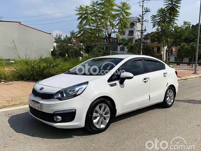 Bán Kia Rio 1.4 AT năm sản xuất 2016, màu trắng, nhập khẩu 