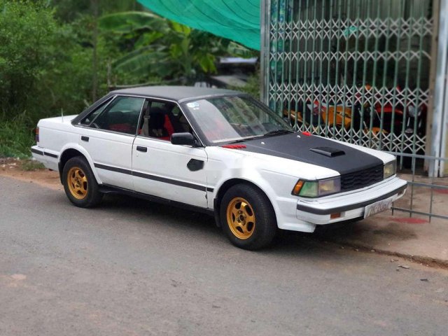 Bán xe Nissan Bluebird năm 1985, màu trắng, nhập khẩu nguyên chiếc, 55 triệu