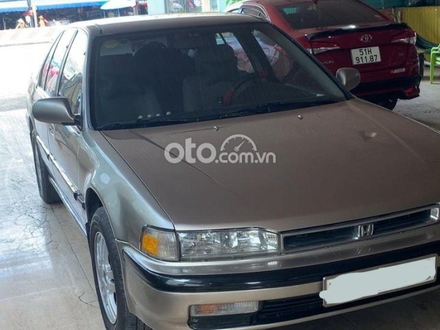 Cần bán Honda Accord 1991, bản nhập xe cọp, máy móc êm ái0