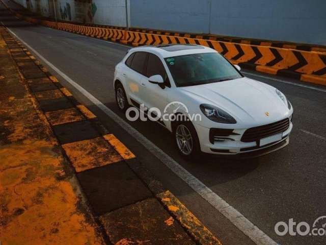 Bán xe Porsche Macan năm sản xuất 2019, màu trắng, nhập khẩu