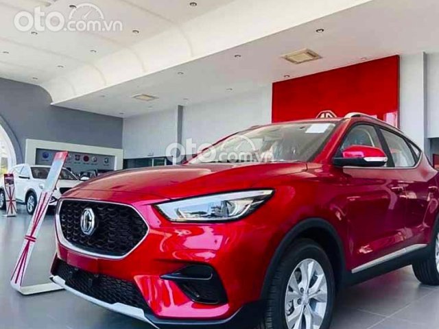 Cần bán MG ZS Standard 1.5 AT sản xuất 2021, màu đỏ, nhập khẩu, 519 triệu