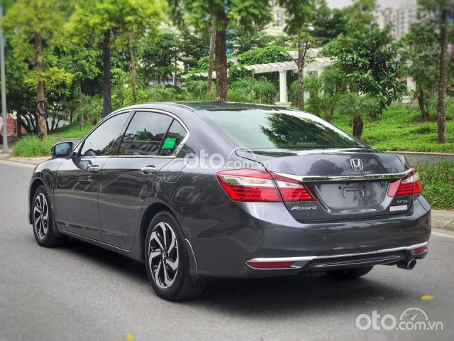 Cần bán xe Honda Accord cũ, 2.4 AT 2018, chất lượng tuyệt đối0