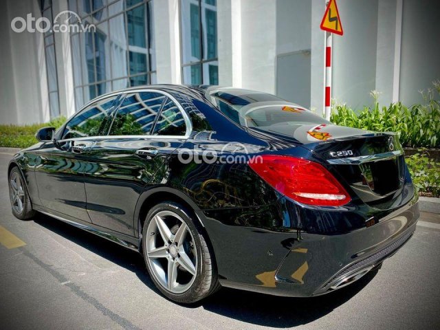 Bán ô tô Mercedes C250 AMG đời 2015, màu xanh đen0