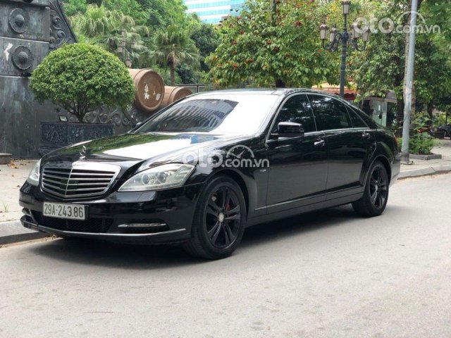 Bán lại chiếc Mercedes S400 sản xuất 2009 đăng ký lần đầu 20110