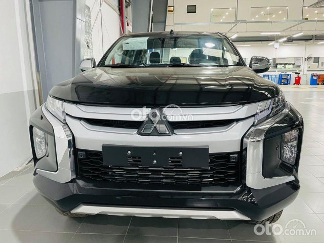 Cần bán Mitsubishi Triton GLX 4x2 AT năm 2021, màu đen0