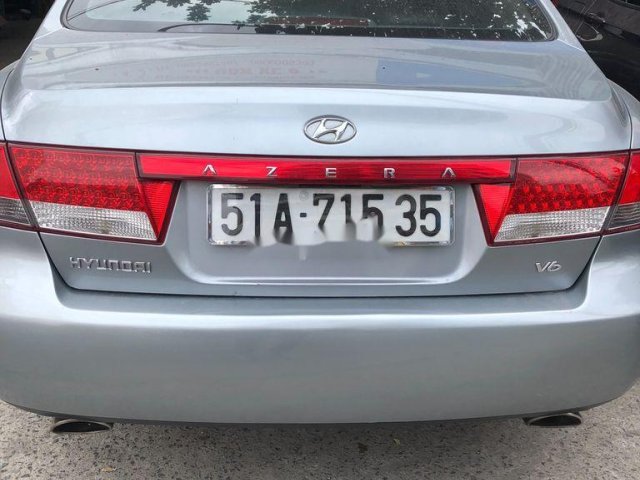 Cần bán lại xe Hyundai Azera năm sản xuất 2008, màu bạc0