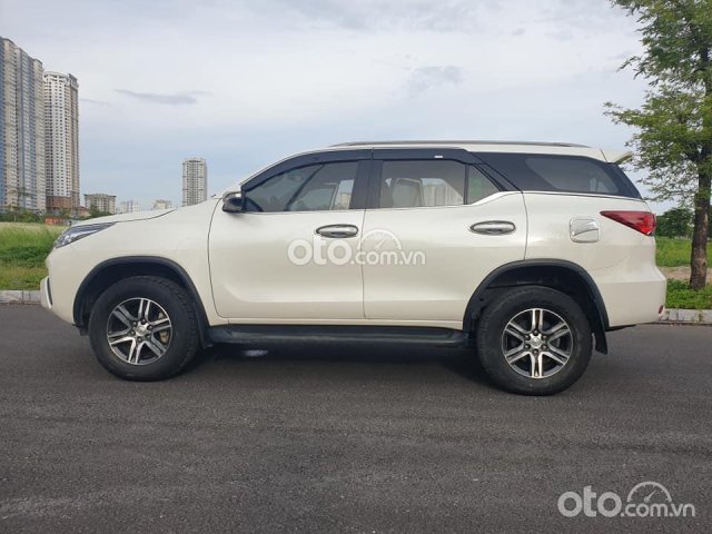 Bán ô tô Toyota Fortuner 2017, màu trắng, nhập khẩu nguyên chiếc số sàn0