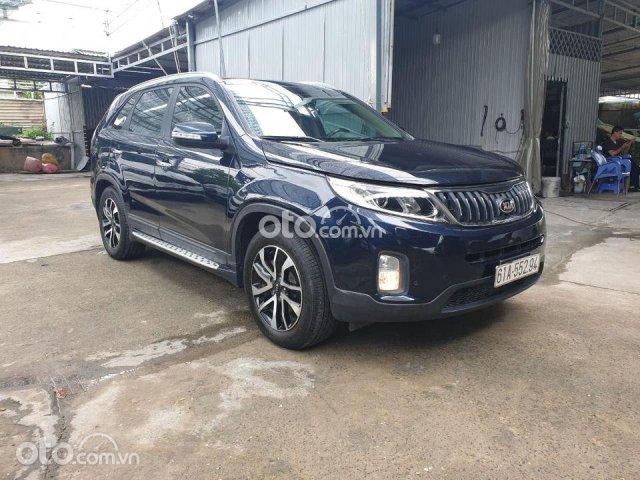 Bán nhanh với giá ưu đãi chiếc Kia Sorento 2.2D máy dầu bản full đời 20180