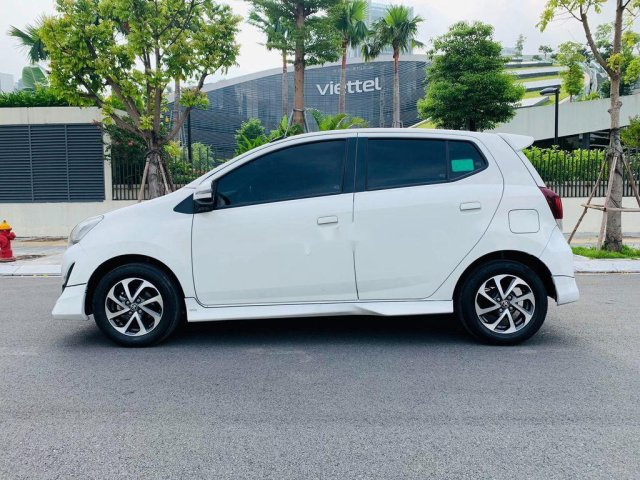 Bán Toyota Wigo năm sản xuất 2018, màu trắng, nhập khẩu, giá tốt0