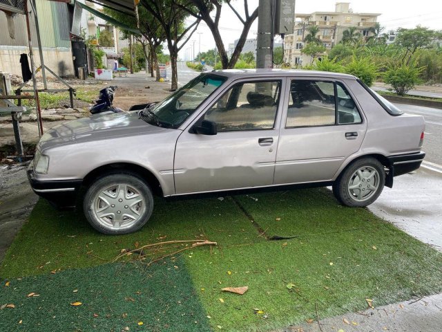 Cần bán lại xe Peugeot 309 1988, màu bạc, nhập khẩu 