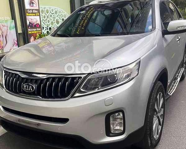 Bán ô tô Kia Sorento 2.2 L sản xuất năm 2015, màu bạc còn mới, giá chỉ 675 triệu0