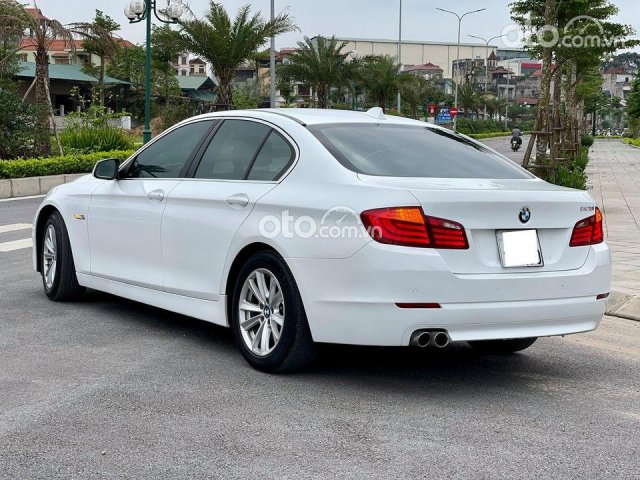 Cần bán lại xe BMW 523i sản xuất năm 2011, màu trắng, xe nhập, 665tr