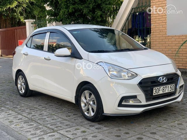 Bán xe Hyundai Grand i10 sản xuất 2019, màu đen, 390 triệu